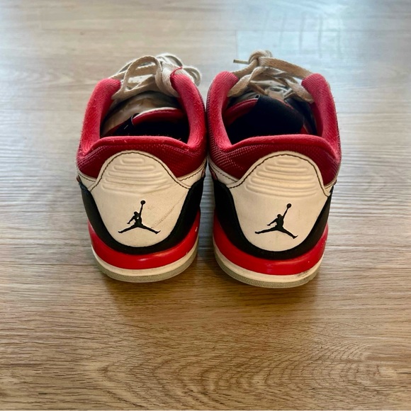 Air Jordan Legacy 312 Low size 1Y used with box 📦 - Picture 4 of 6